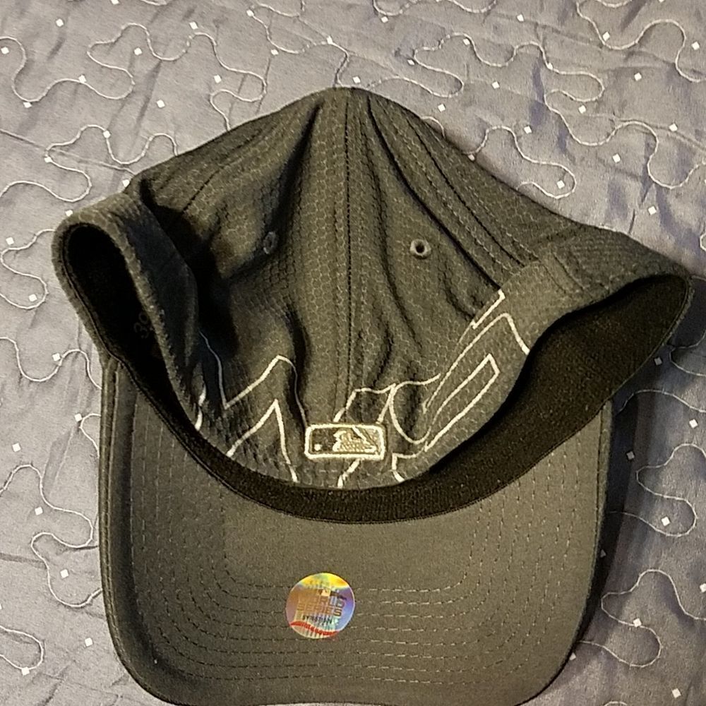 Boston 2018 World Champs hat - Picture 3 of 6